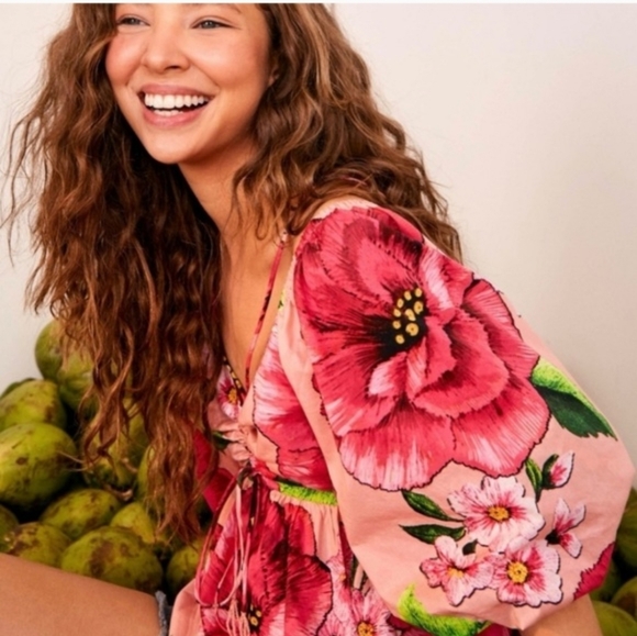 FARM Rio Floral Top - Picture 2 of 7